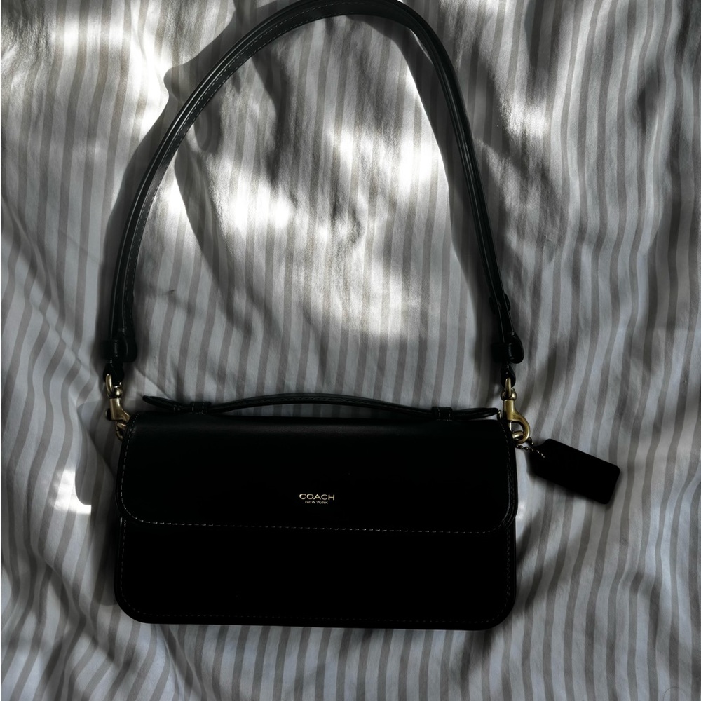 COACH Elora Black Leather Shoulder Bag